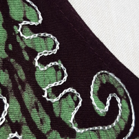 Eternia Cover-Up - Picture 3 of 8